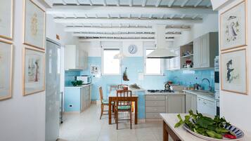 Villa | Cucina privata | Seggiolone