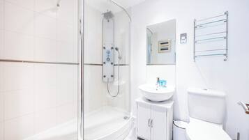 Executive-lejlighed - byudsigt | Badeværelse