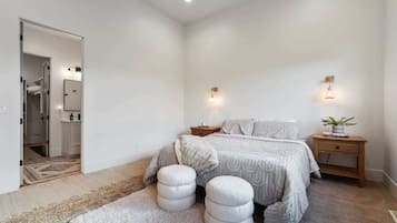 1 bedroom, iron/ironing board, travel crib, WiFi