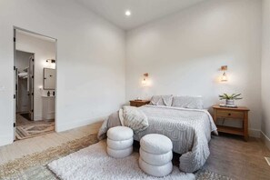 1 bedroom, iron/ironing board, travel crib, WiFi