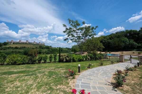 Exterior - Borgo Campassini, Monteriggioni (Monteriggioni)