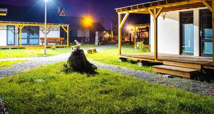 2-bed Holiday Homes With Pool