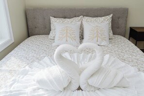 3 soverom, wi-fi (inkludert) og sengetøy