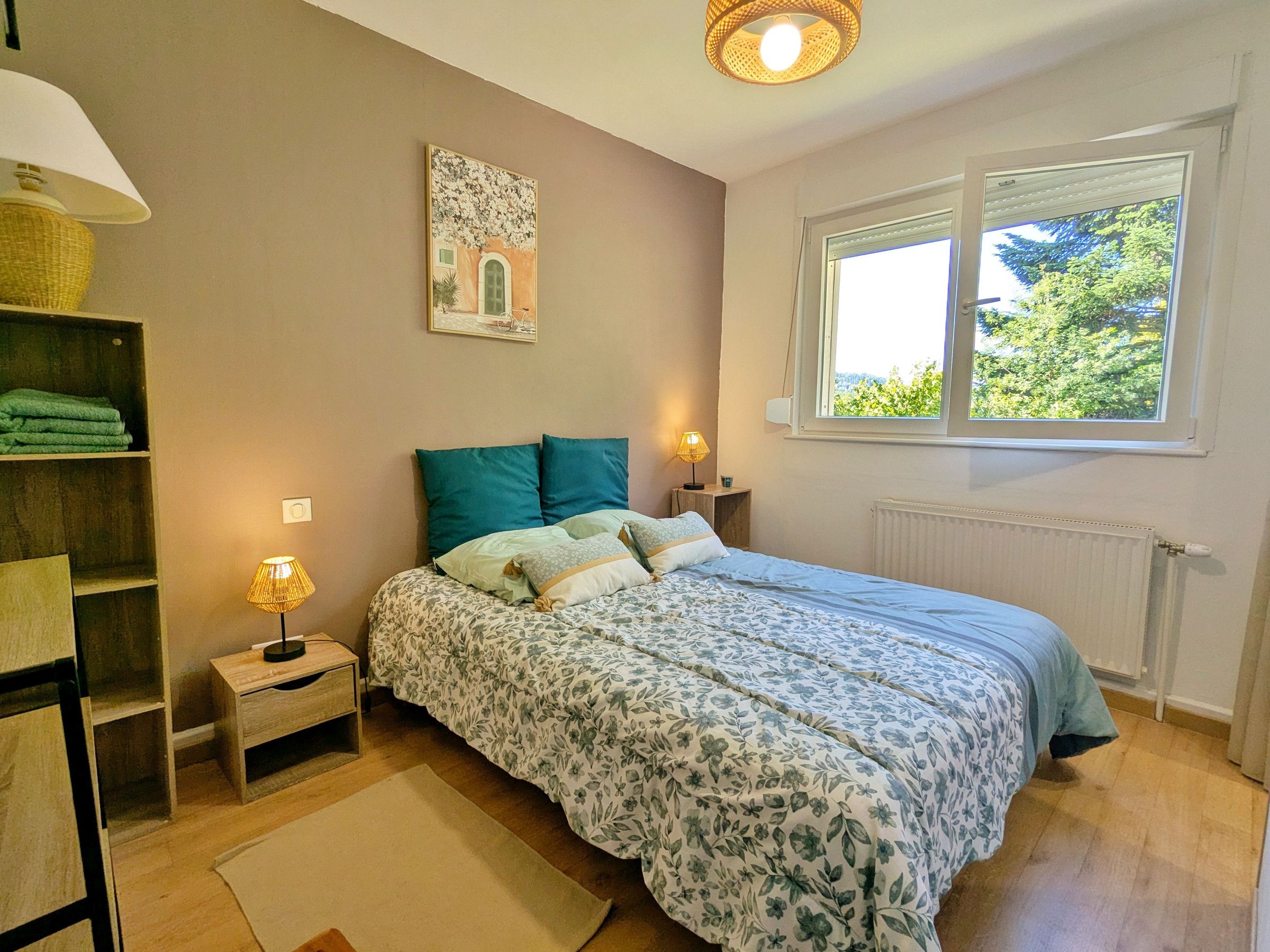 4 chambres, fer et planche à repasser, Wi-Fi gratuit