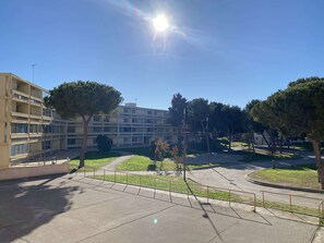 Property grounds - Comfy studio with balcony and WIFI in Balaruc-les-Bains (Balaruc-les-Bains)