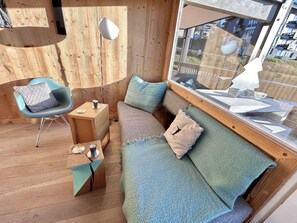 TV - Charming 2-room + cabin in Megève, near lifts and parking included (Megève)