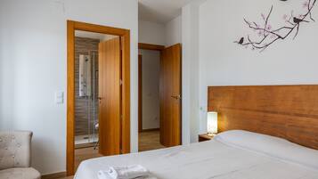 7 camere, Wi-Fi gratuito, lenzuola