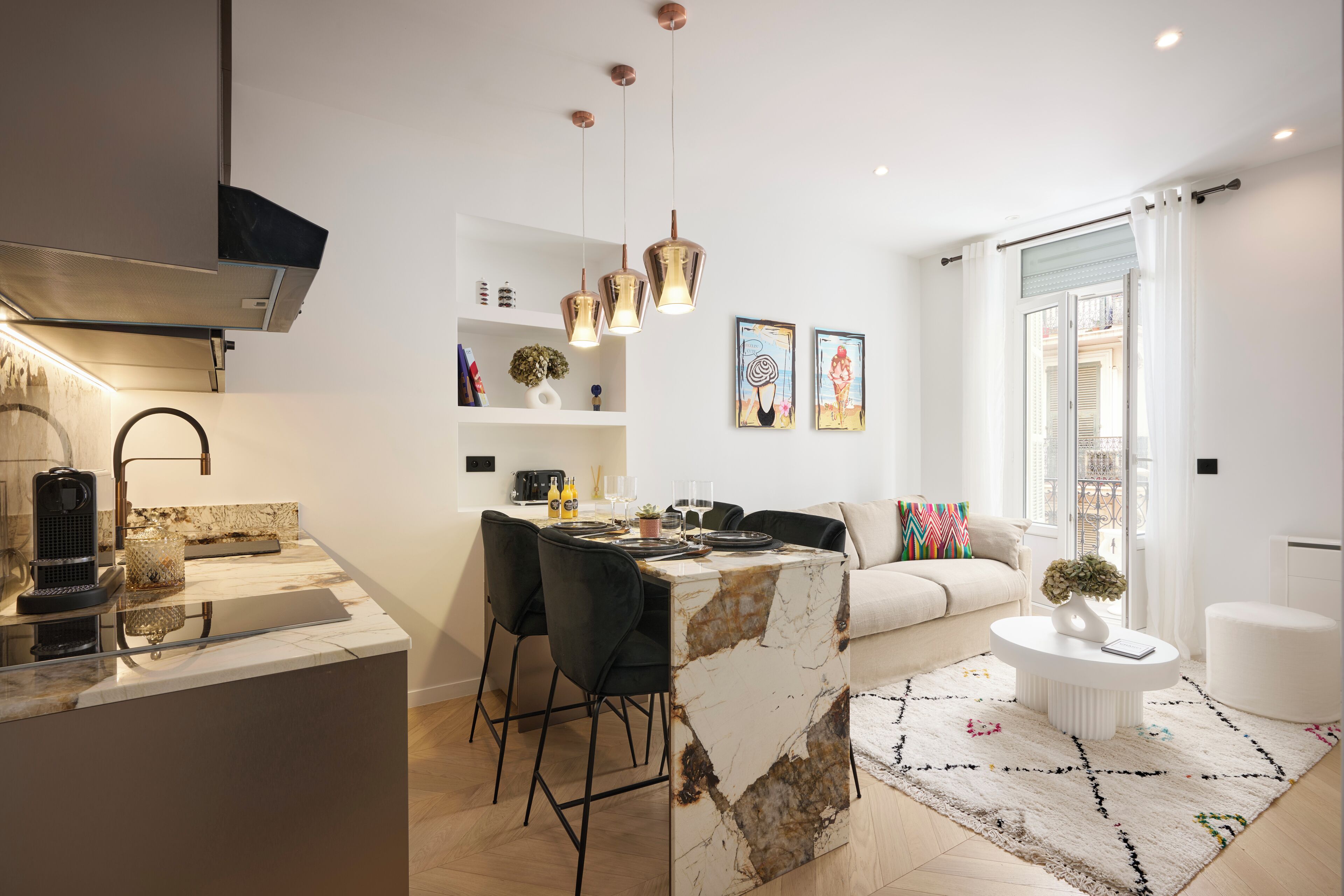 Deluxe Apartment, Balcony, City View (Suite Opale) | Living area | Flat-screen TV