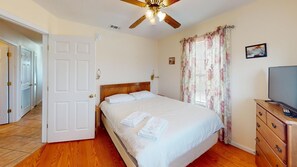 3 chambres, fer et planche Ă repasser, Wi-Fi gratuit, draps fournis