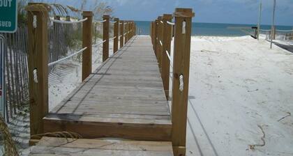 Affordable gulfside townhome