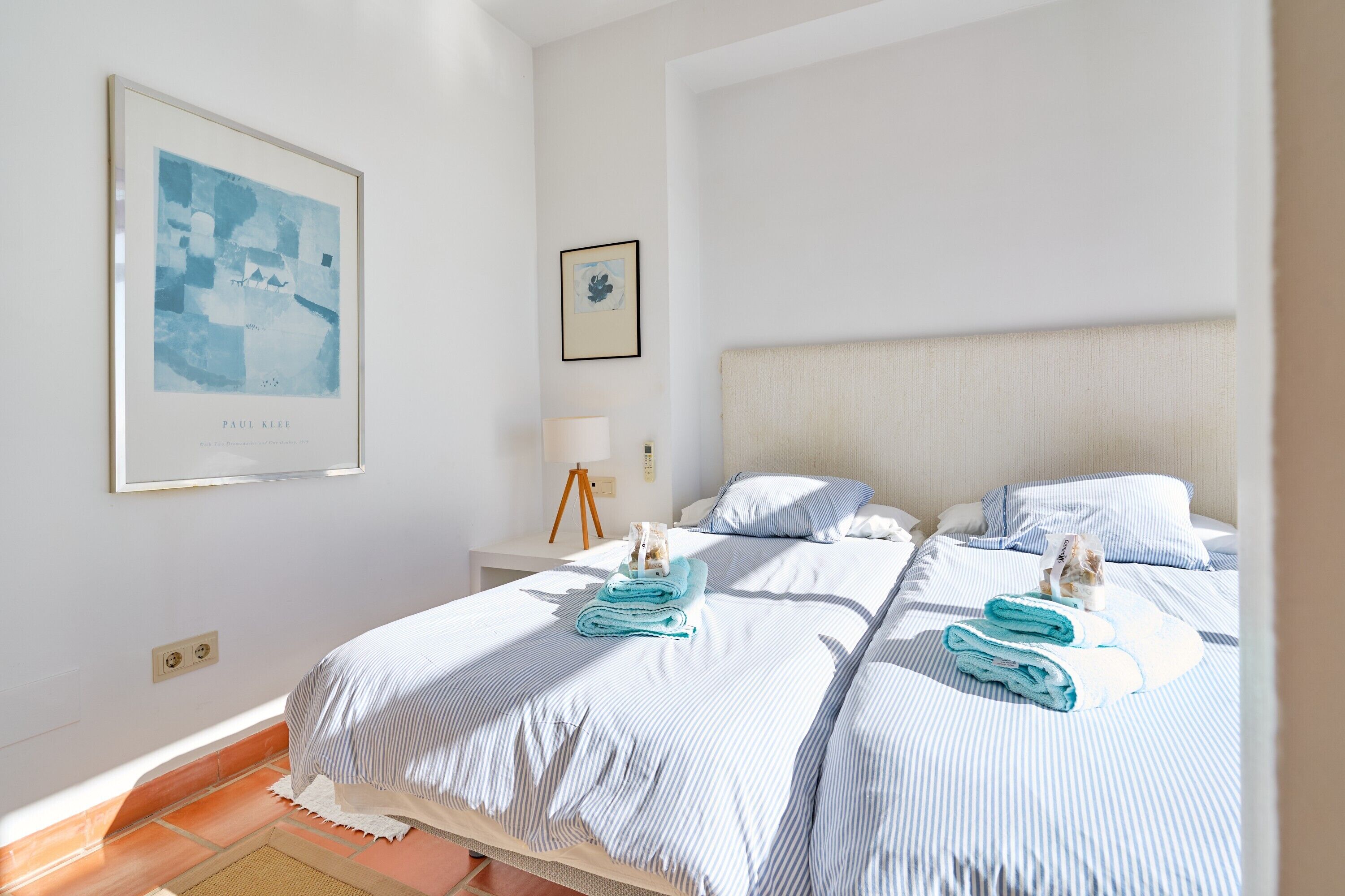 3 habitaciones, tabla de planchar con plancha y wifi gratis 