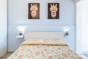 1 bedroom, free WiFi, bed sheets