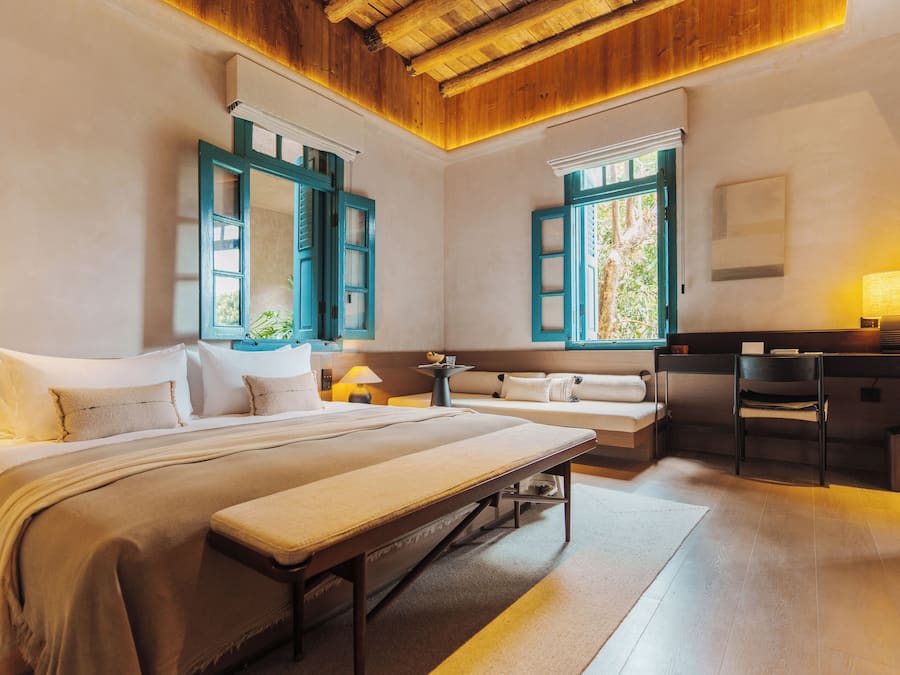 Senior Double Room | Free minibar, free WiFi, bed sheets