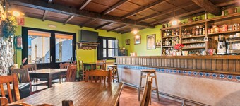 Room 'Habitacion 2' with Mountain View, Wi-Fi, and Air Conditioning