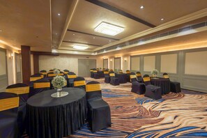 قاعة الولائم والاحتفالات