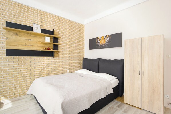 Appartement | 1 chambre, fer et planche à repasser, Wi-Fi gratuit