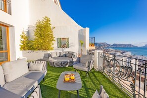 Property grounds - Vacation Home "Mimar Urban Altea Sol" with Sea View, Private Terrace & Wi-Fi (Altea)