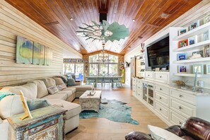 House (Multiple Bedrooms) | Interior