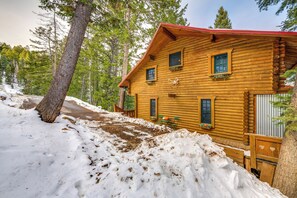 House (2 Bedrooms) | Interior - ~ 13 Mi to Main St: Park City Cabin w/ Mtn Views! (Park City)