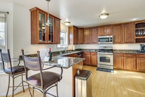 House (4 Bedrooms) | Interior - Walk to Lake & Boat Ramp: Central Gem in Annapolis (Annapolis)