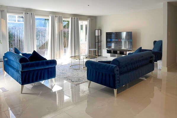 House (6 Bedrooms) | Bahagian dalam