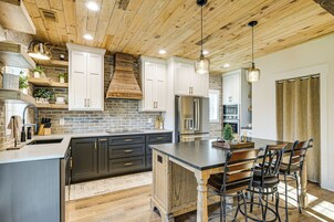 Casa (2 Bedrooms) | Interior