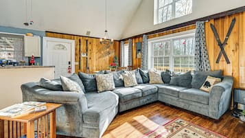 House (1 Bedroom) | Interior