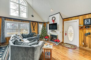 House (1 Bedroom) | Interior