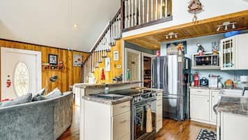 House (1 Bedroom) | Interior
