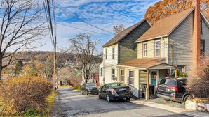 House (2 Bedrooms) | Interior - Bethlehem Home w/ Patio & Amazing Sunset Views! (Bethlehem)