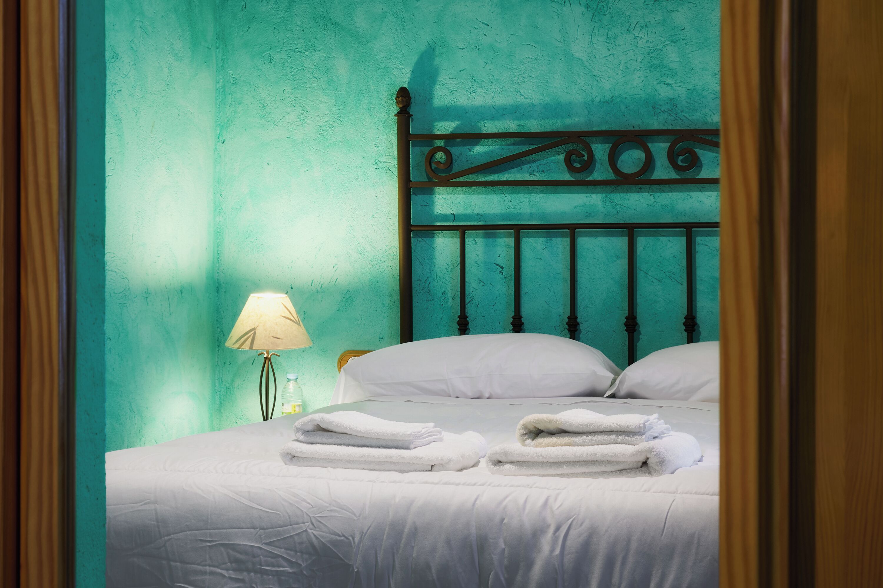 5 slaapkamers, een strijkplank/strijkijzer, gratis wifi