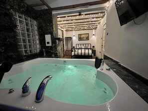 3 chambres, chambres insonorisées, Wi-Fi gratuit