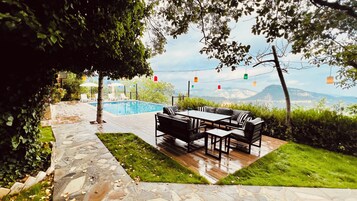 Family Villa, Private Pool, Mountain View | 3 bedrooms, Egyptian cotton sheets, premium bedding