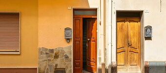 Room 'Levante' with Balcony, Wi-Fi and Air Conditioning