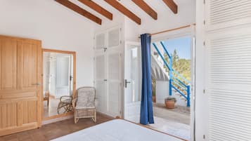 4 camere, ferro/asse da stiro, Wi-Fi gratuito, lenzuola