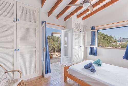 Casa de vacaciones 'Casa Del Sol' con vistas al mar, terraza privada y Wi-Fi