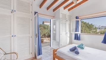 4 chambres, fer et planche Ă repasser, Wi-Fi gratuit, draps fournis