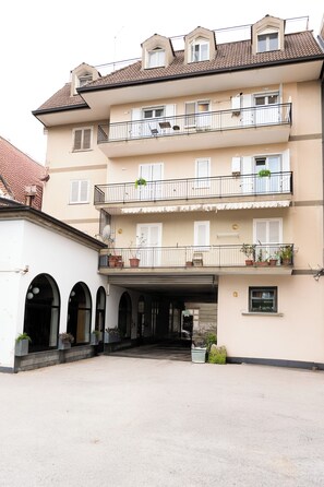 Exterior - Iris Modern Loft I Russo Hospitality (Caserta)