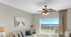 TV - Gulf Front Condo | Outdoor & Indoor Pools! (Orange Beach)