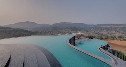 The Fern Heaven on The Hills Resort