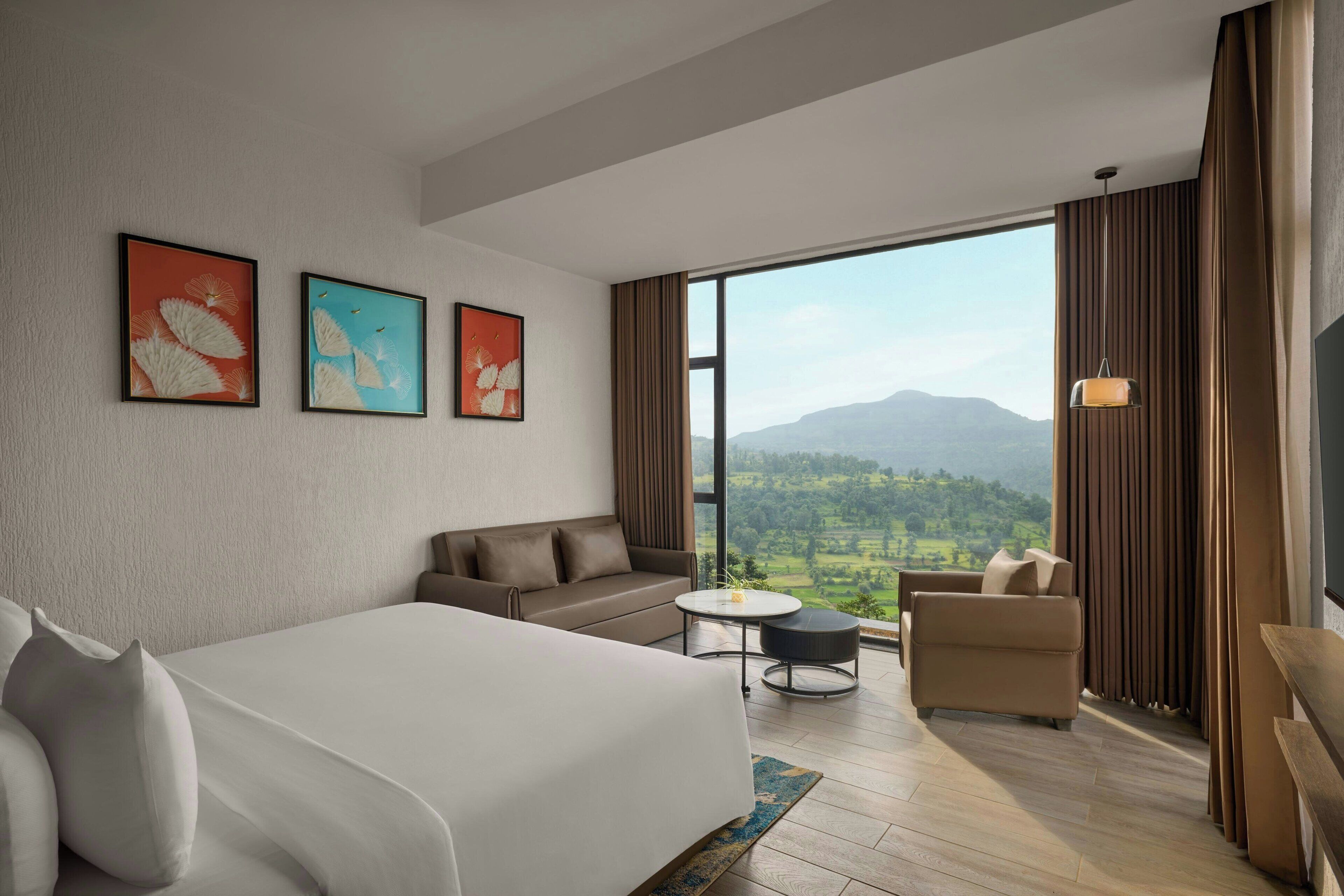 Premium Room, 1 King Bed, Mountain View | In-room safe, free WiFi