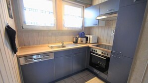獨棟房屋 | 私人廚房 | 電熱水壺、烤麵包機、兒童餐椅