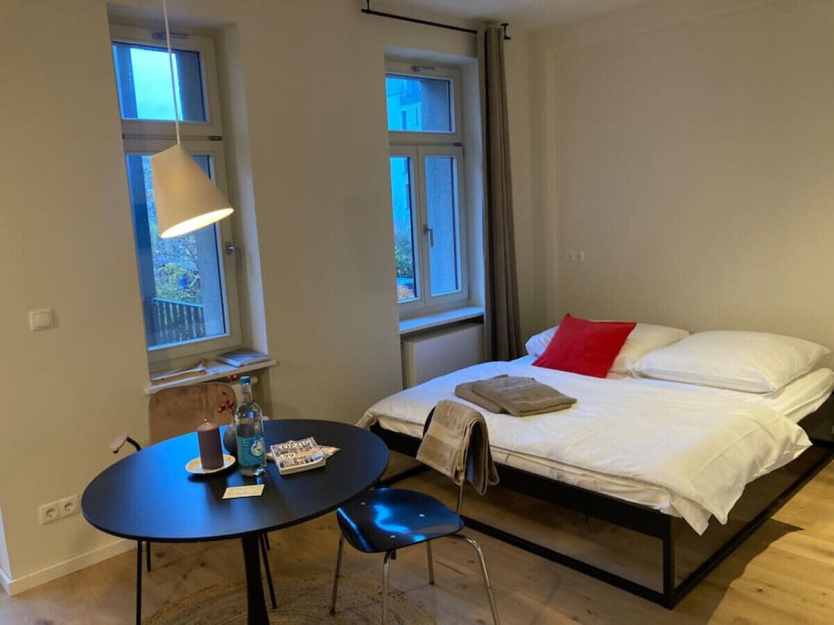 1 bedroom, desk, iron/ironing board, WiFi