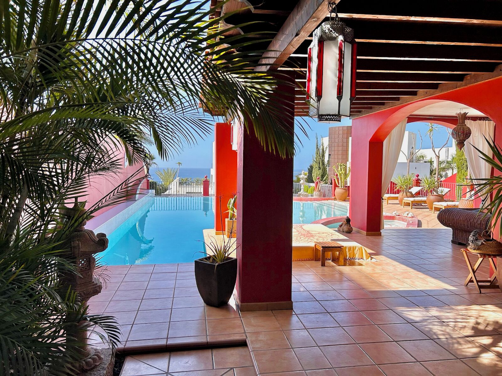 Piscina all'aperto, una piscina riscaldata