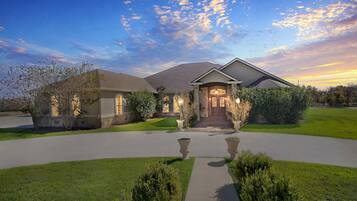 Rumah, 4 kamar tidur | Eksterior