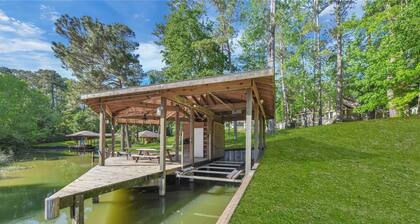Wooded Lake Retreat 3 Bedroom Home