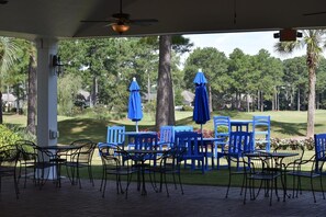 Studio | Outdoor dining