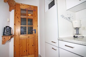 Apartment | Eigene Küche | Hochstuhl