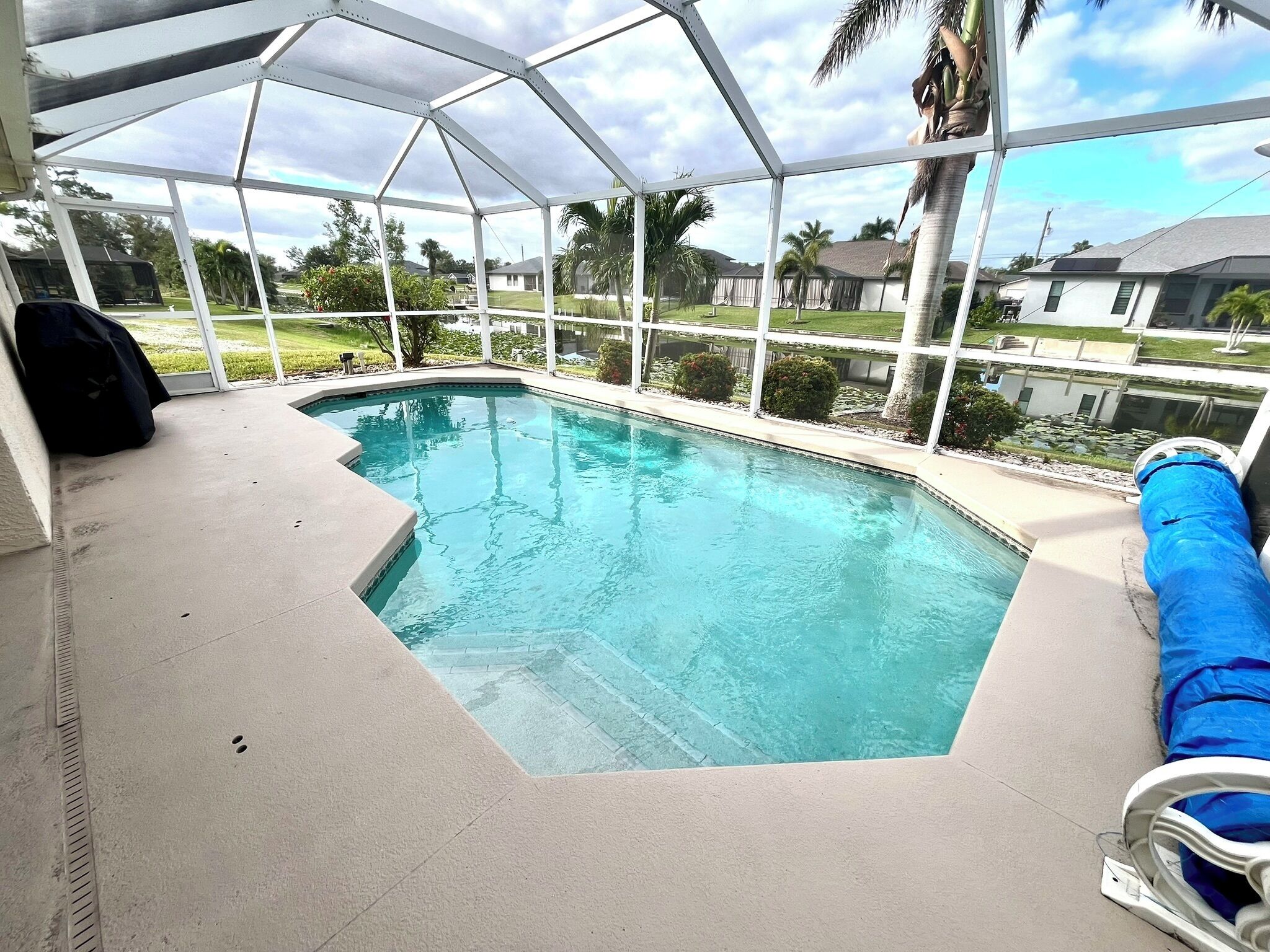 Et oppvarmet basseng