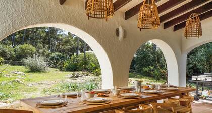 Maison de famille "La maison des Pins" Ă deux pas de Cala morell